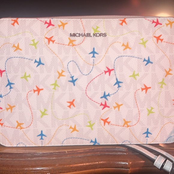 NWT White Michael Kors Jet Set Crossbody Bag Purse Airplane Print Authentic Rare - Picture 7 of 7